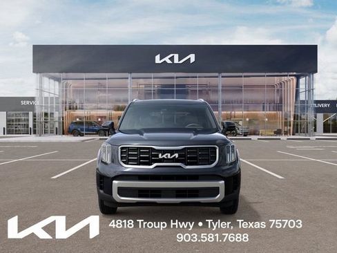 New 2025 Kia Telluride S FWD image 2