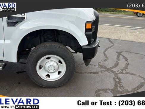Used 2009 Ford F250 XL AWD/4WD image 12
