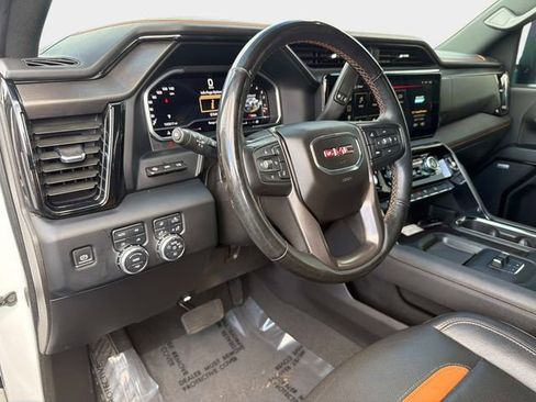 Used 2024 GMC Sierra 3500 AT4 w/ AT4 Premium Plus Package AWD/4WD image 21