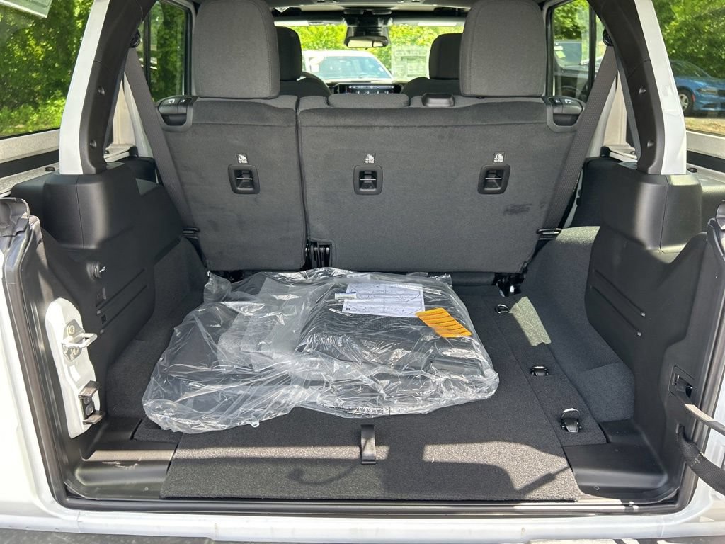 New 2026 Jeep Wrangler Unlimited Sport AWD/4WD image 26