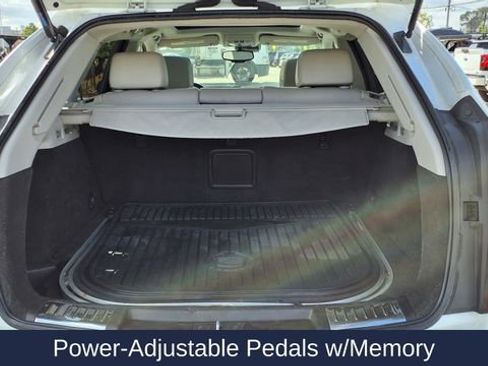 Used 2015 Cadillac SRX Performance w/ Driver Awareness Package image 12