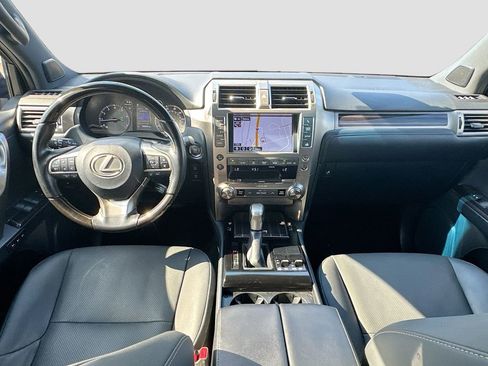 Used 2021 Lexus GX 460 Premium w/ Premium Package image 29