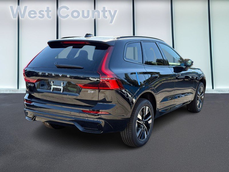 New 2027 Volvo XC60 B5 Core AWD/4WD image 3