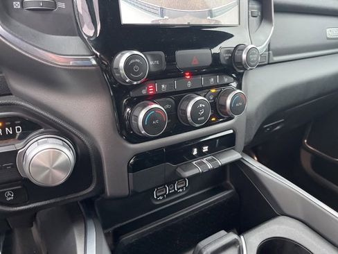 Used 2024 RAM 1500 Laramie image 27