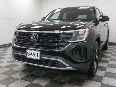 New 2026 Volkswagen Atlas Cross Sport SE AWD/4WD image 4