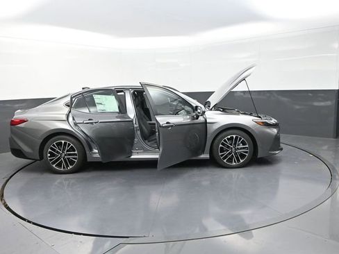 New 2025 Toyota Camry XLE w/ Premium Plus Package FWD image 41