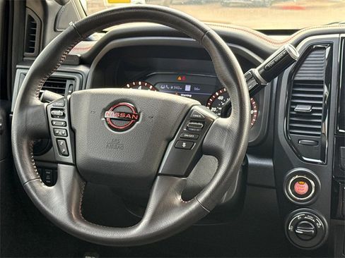 Used 2024 Nissan Titan PRO-4X w/ Pro-4x Convenience Package image 13