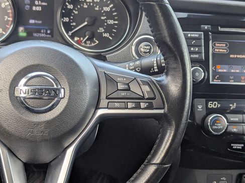 Used 2019 Nissan Rogue SV FWD image 19