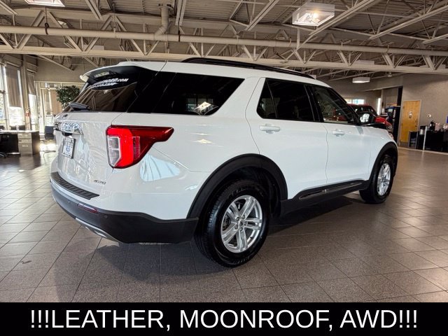 Used 2023 Ford Explorer XLT AWD/4WD image 9