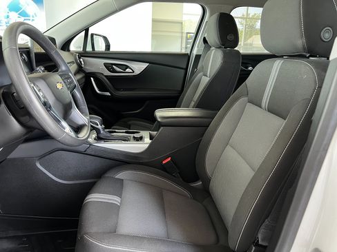 Used 2024 Chevrolet Blazer LT w/ Convenience Package FWD image 11