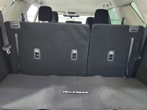 New 2026 Nissan Pathfinder SV image 10