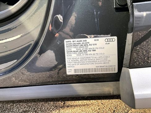 Used 2020 Audi Q5 2.0T Premium Plus w/ Premium Plus Package image 19