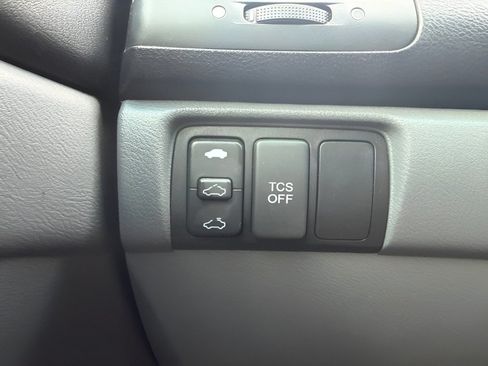 Used 2005 Honda Accord EX-L image 29
