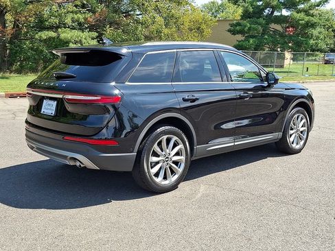 Used 2022 Lincoln Corsair AWD w/ Premium Package image 9