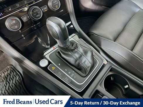 Used 2019 Volkswagen Golf R 4-Door image 21