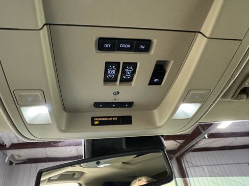 Used 2018 GMC Sierra 1500 Denali w/ Denali Ultimate Package image 35