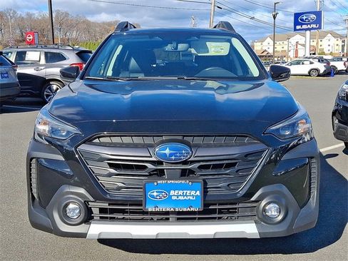 Used 2023 Subaru Outback Limited image 2