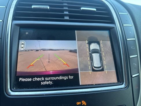 Used 2020 Lincoln Nautilus Reserve w/ Equipment Group 201A image 31