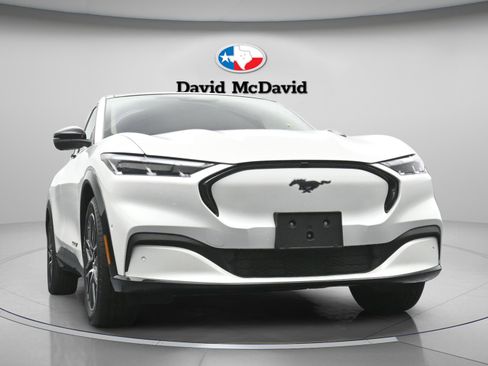 Used 2024 Ford Mustang Mach-E Premium RWD image 28
