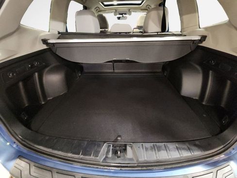 Used 2019 Subaru Forester Premium AWD/4WD image 25