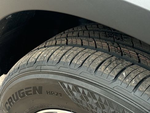 New 2026 Nissan Pathfinder SL image 10