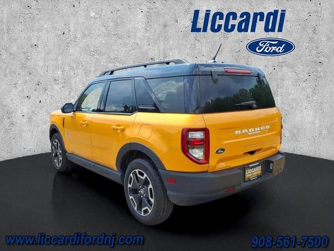 Certified 2023 Ford Bronco Sport Outer Banks w/ Tech Package AWD/4WD image 4