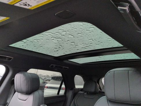 New 2026 Land Rover Range Rover Sport SE image 18