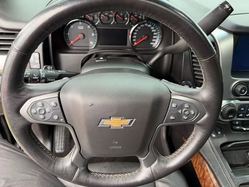 Used 2016 Chevrolet Suburban LTZ image 18