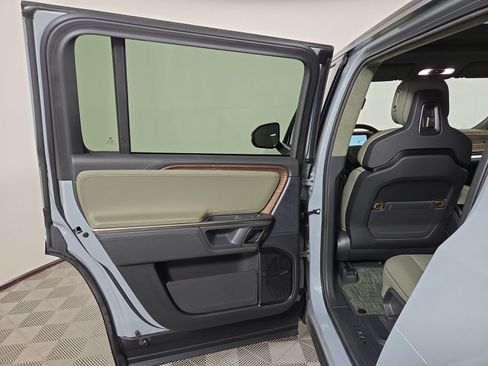 Used 2024 Rivian R1S Adventure Quad AWD/4WD image 17