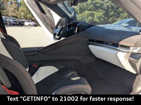 Used 2023 Chevrolet Corvette Stingray Premium Cpe w/ Z51 Performance Package image 19