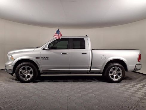 Used 2018 RAM 1500 Laramie RWD image 4