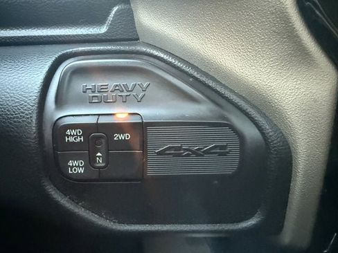 Used 2019 RAM 2500 Laramie image 32