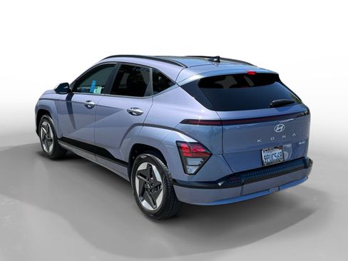 Certified 2024 Hyundai Kona Limited FWD image 3
