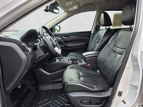 Used 2018 Nissan Rogue SL AWD/4WD image 22