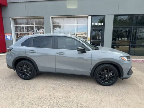 Used 2024 Honda HR-V Sport image 9