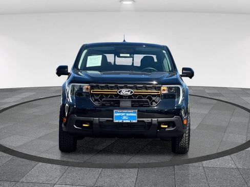 Certified 2025 Ford Maverick Tremor AWD/4WD image 12