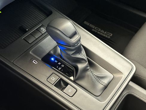 New 2026 Toyota Corolla Cross LE FWD image 22