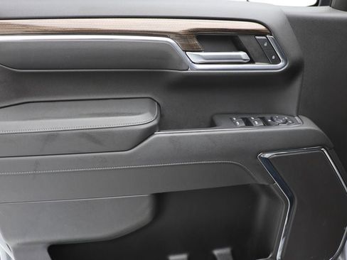 Used 2024 Chevrolet Silverado 1500 LT image 18