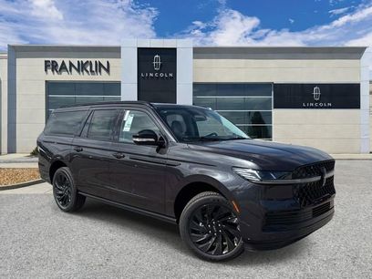 New 2026 Lincoln Navigator L Reserve w/ Jet Appearance Package