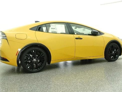 New 2026 Toyota Prius Plug-In Hybrid image 28