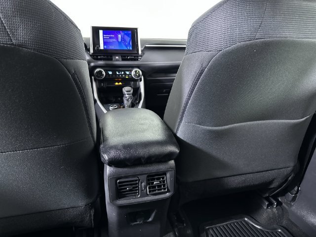 Used 2024 Toyota RAV4 LE AWD/4WD image 22
