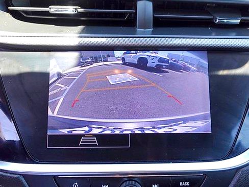 Used 2022 Buick Encore GX Select AWD/4WD image 20