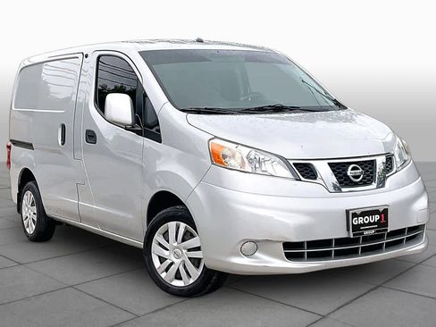 Used 2014 Nissan NV200 SV w/ Exterior Appearance Package FWD image 3