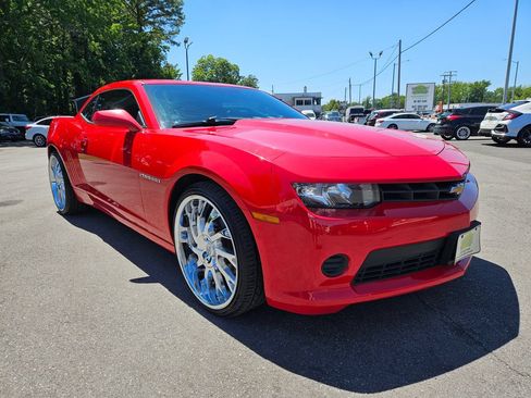 Used 2015 Chevrolet Camaro LS RWD image 3
