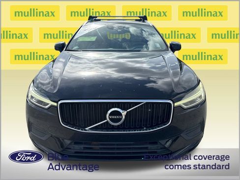 Used 2019 Volvo XC60 T5 Momentum w/ Premium Package AWD/4WD image 11