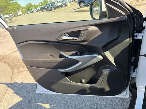 New 2026 Chevrolet Trax LS FWD image 26