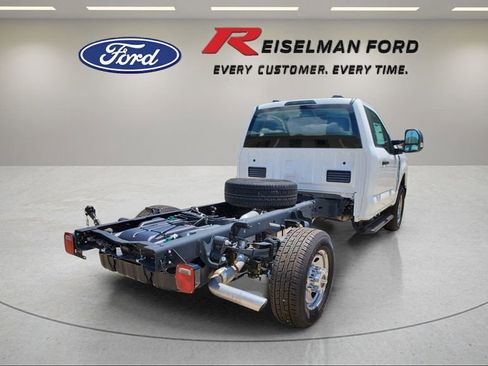 New 2025 Ford F350 XL w/ XL Chrome Package image 4
