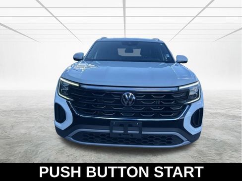 Used 2024 Volkswagen Atlas Cross Sport SE image 9