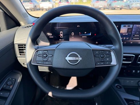 New 2026 Nissan Sentra SV FWD image 19
