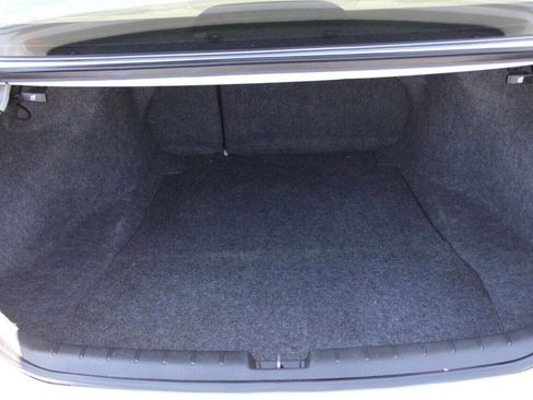 Used 2016 Honda Accord Touring image 18